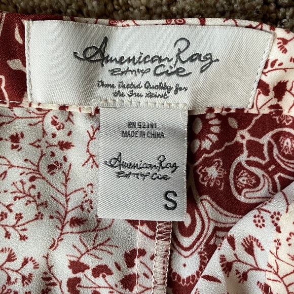 American Rag Top and Skirt Set - Picture 6 of 6